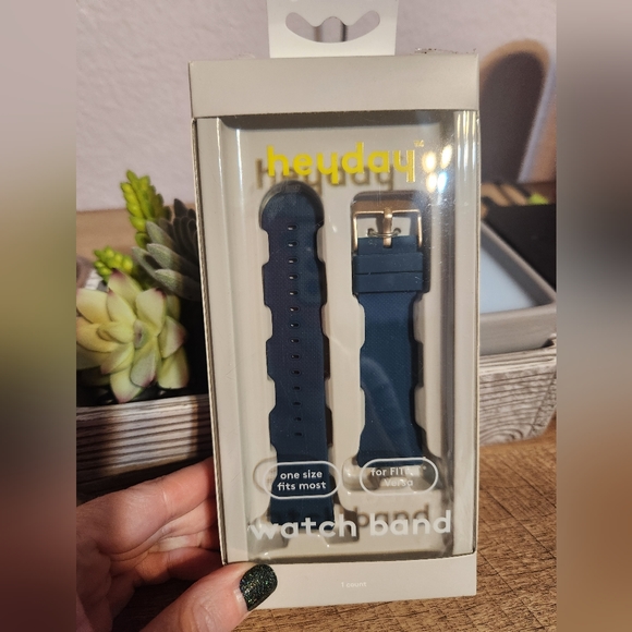 Fitbit Versa Watchband - Picture 1 of 1